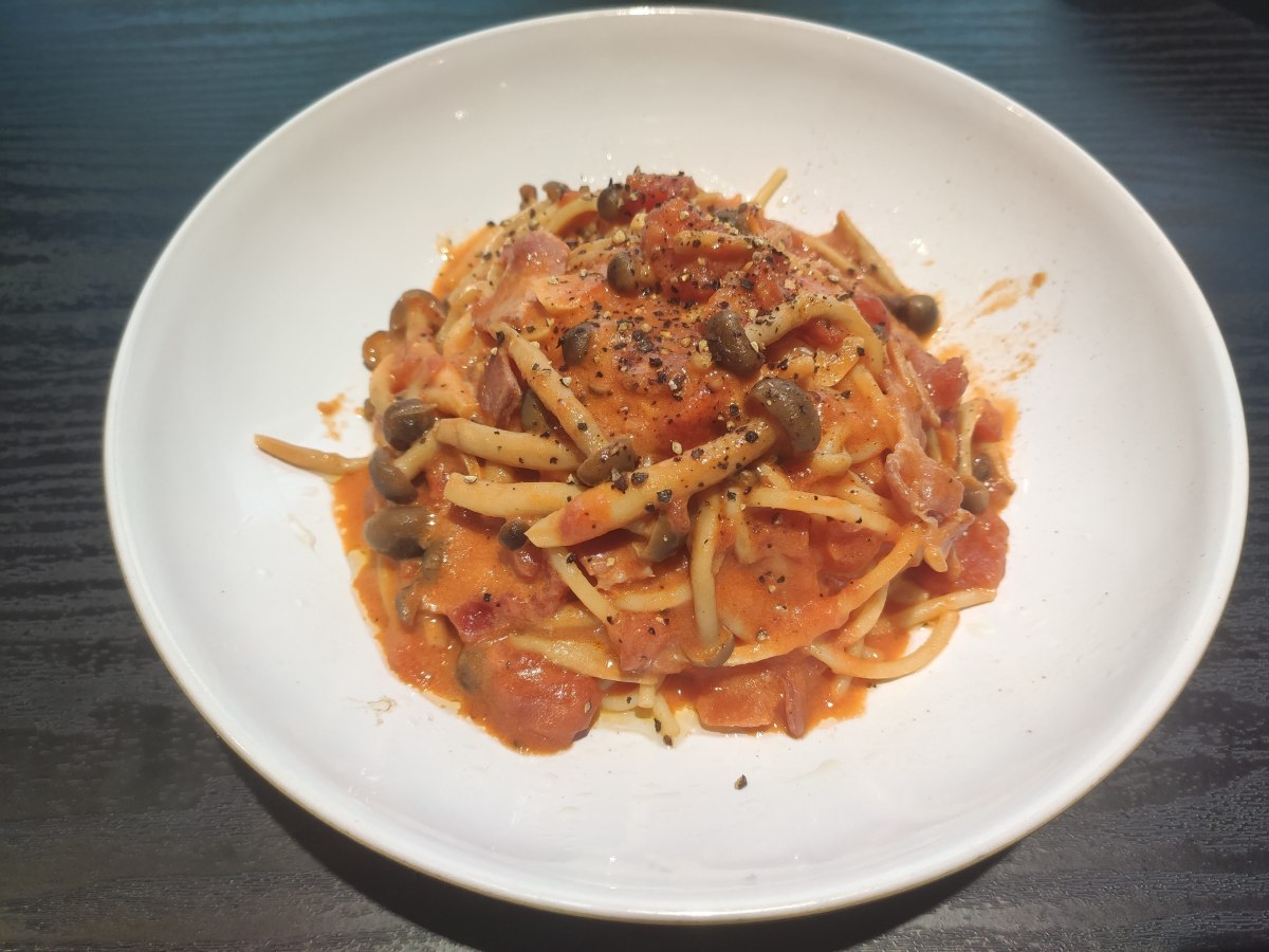 Shimeji & Tomato cream&nbsp;pasta