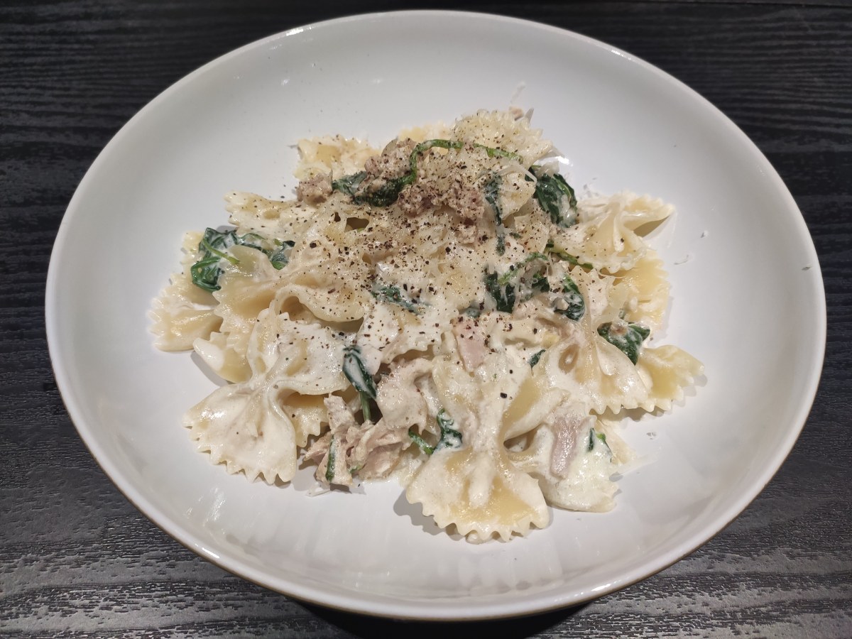 Tuna cream farfalle&nbsp;pasta